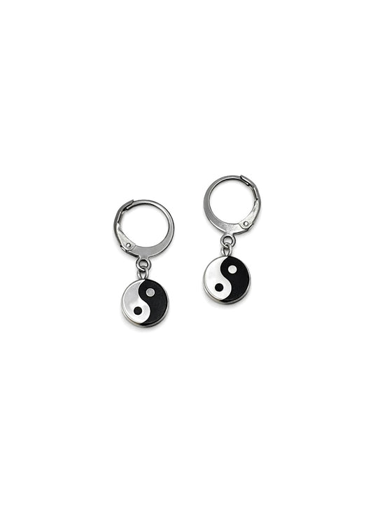 Yin Yang Huggies